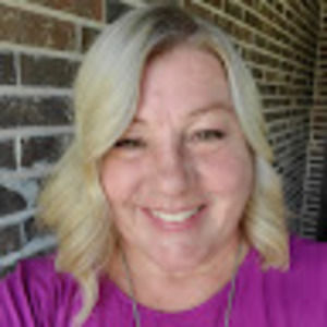 Meet your Posher, Gina